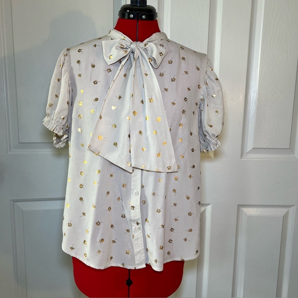 Harve Benard Short Puff Sleeve Tie Neck Button Down Blouse Women’s Medium